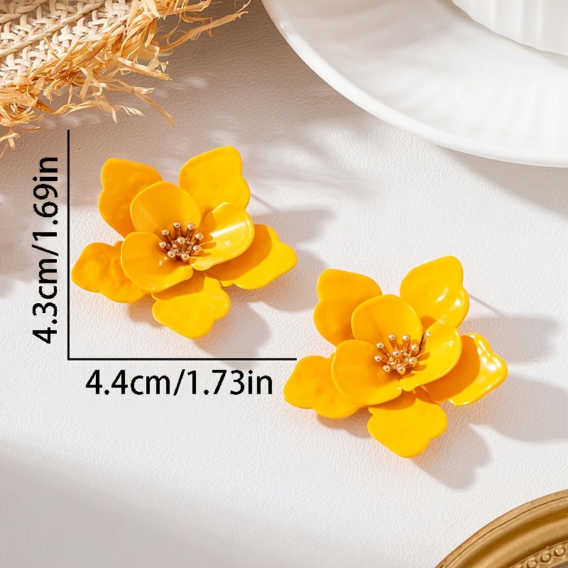 Vibrant Summer Flower Shaped Earrings for Women
